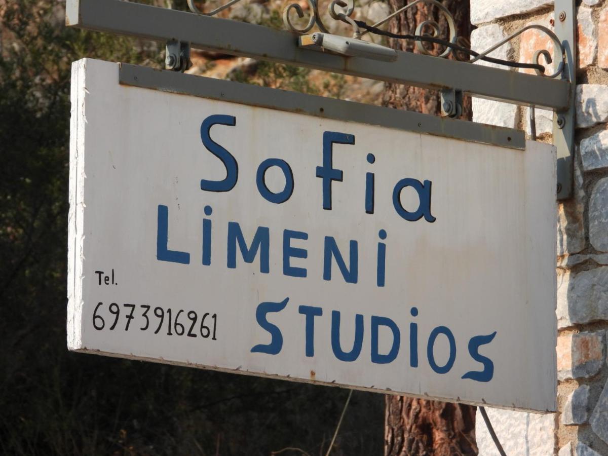 Sophia Limeni Apartments And Studios Buitenkant foto